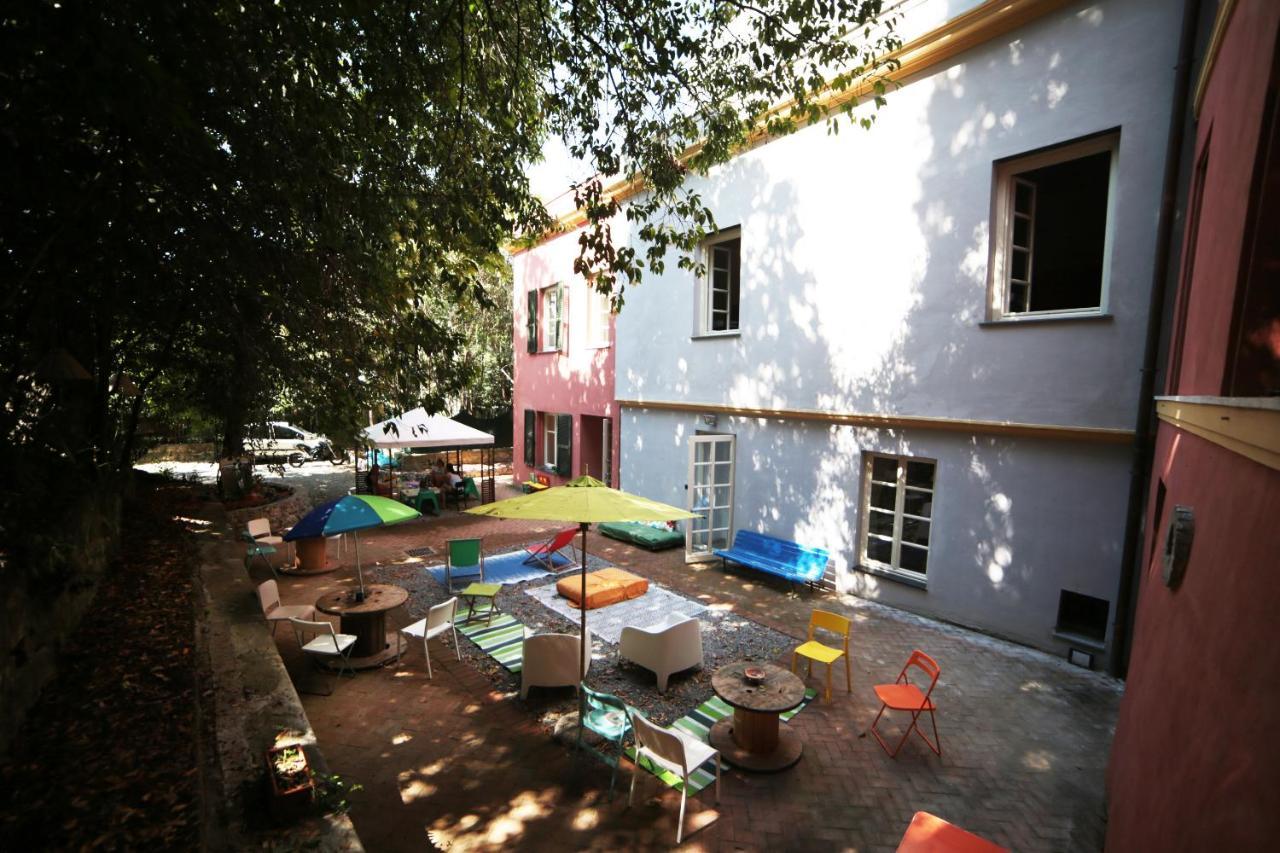 Castle Hostel Cenova Dış mekan fotoğraf